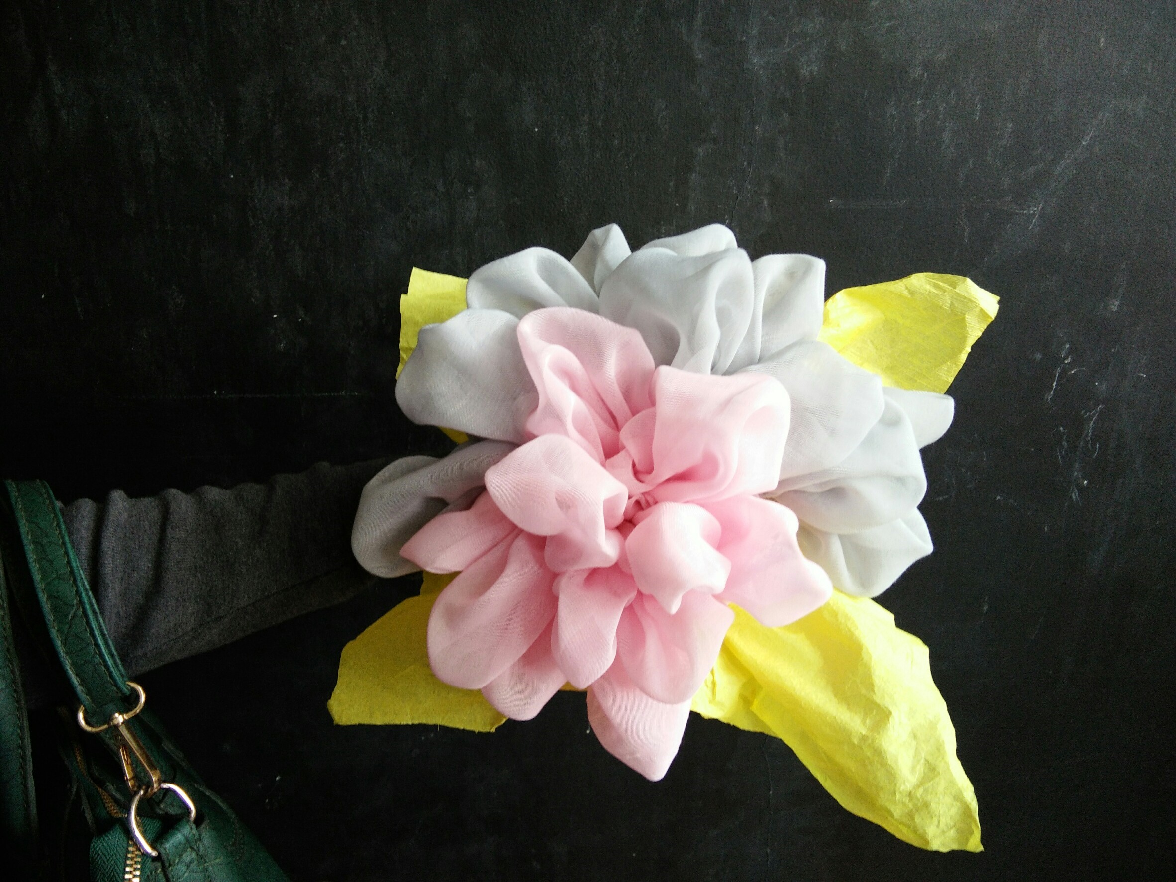 Pelatihan Bouquet Bunga Hijab Paguyuban KSE UNTIRTA Paguyuban